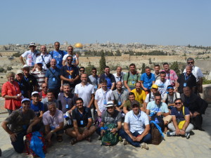 I seminaristi con Gerusalemme sullo sfondo