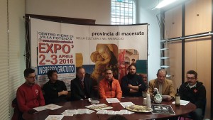 Gli organizzatori alla presentazione dell'evento presso la sala conferenze della Provincia di Macerata