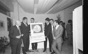 L'Universo Agrà (1968): oltre a Monachesi, secondo da sinistra, sono riconoscibili: Lamberto Massetani, Silvio Craia, Giorgio Cegna, Sandro Trotti e Wladimiro  Tulli