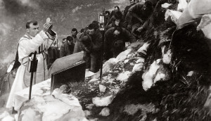 Messa in trincea (particolare) - foto Carlo Balelli, Collezione Famiglia Balelli