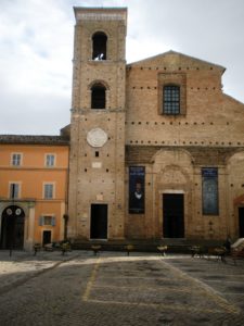La cattedrale di San Giuliano a Macerata: era già stata compromessa dal sisma del 24 agosto e rimane attualmente chiusa