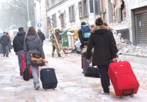 studenti_via_da_laquila