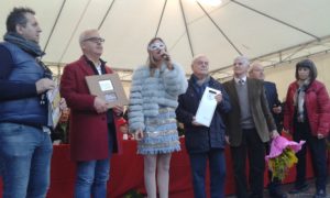 Da sinistra, il sindaco Romano Carancini, Veronica Maya, il presidente della Provincia, Antonio Pettinari, e il presidente della Pro Loco Igino Paolucci