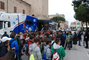 Gli studenti ieri, 21 marzo, a Porto Recanati