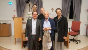 in primo piano da sinistra, Paolo Perticaroli, Massimo Orselli, Massimo Cesca; dietro, da sinistra, Roberto Festa e Franco De Felice.