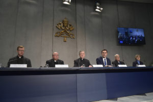 Vaticano, 18 febbraio 2019.
Conferenza Stampa di presentazione dell’Incontro su “La protezione dei minori nella Chiesa” che si terrà nell’Aula Nuova del Sinodo, in Vaticano, dal 21 al 24 febbraio 2019.