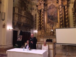 Da sinistra il sindaco di Recanati Antonio Bravi, il vescovo di Macerata Nazzareno Marconi e l'assessore alle Culture Rita Soccio