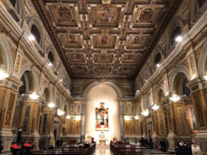 basilica Come si presenta oggi l'interno della basilica di San Nicola