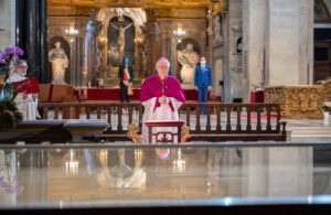 2020.04.11.Ostensione.Sindone.Duomo-Torino-5455-755x491