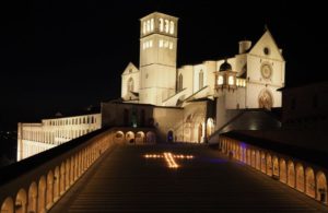 Basilica_San_Francesco_croce-755x491