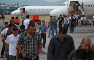 migranti-deportati-700x445